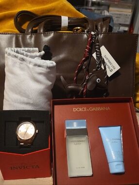 TELFAR  Medium Bag Dolce & Gabbana Man Gift Set  Invita Rose Gold